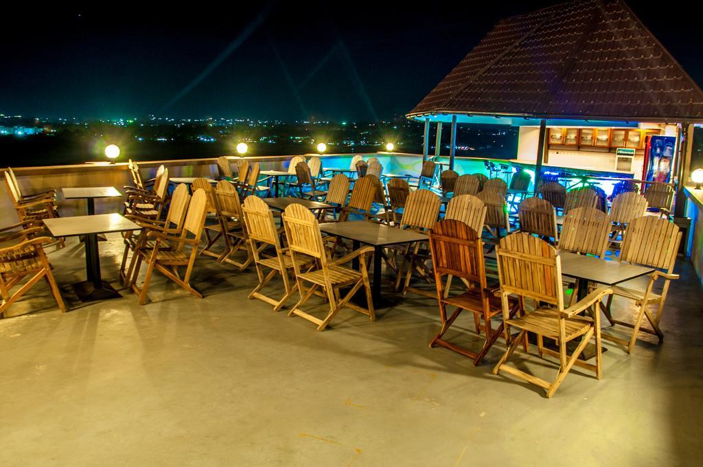 דאר א-סאלאם Seascape Hotel מראה חיצוני תמונה