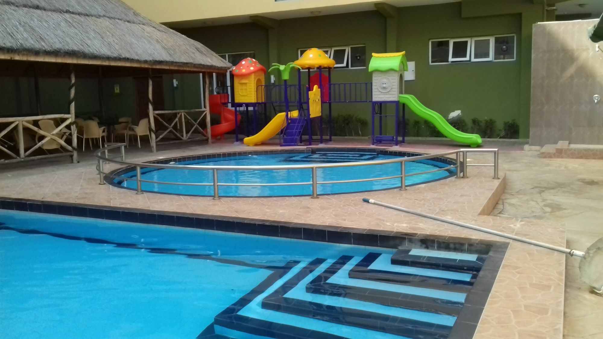 דאר א-סאלאם Seascape Hotel מראה חיצוני תמונה